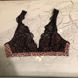 NWT VS bralette